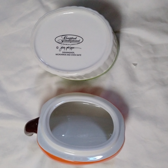 Certified International Orange Pepper Dish - Picture 7 of 11